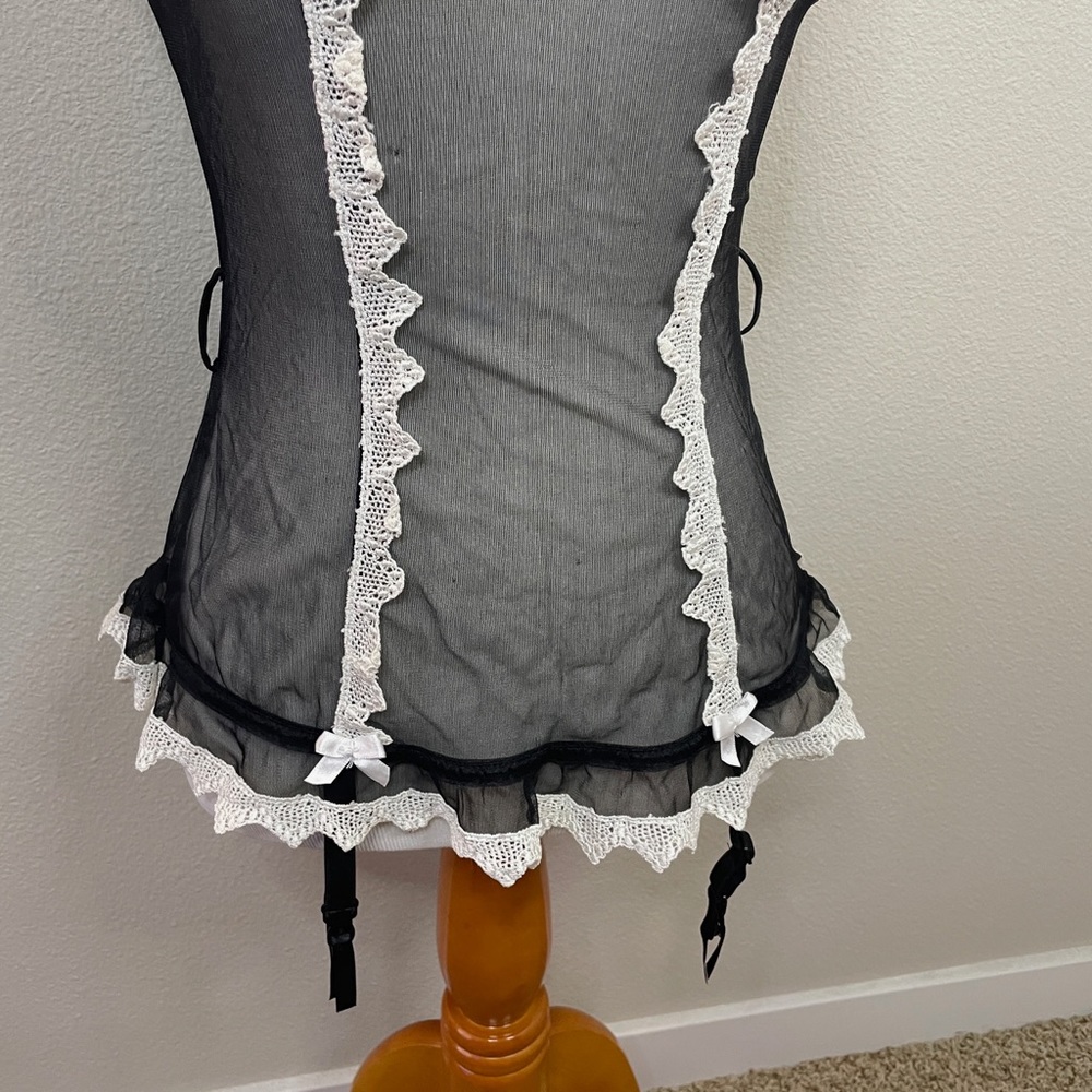 Collection Escante Lingerie Size Small - Picture 8 of 8
